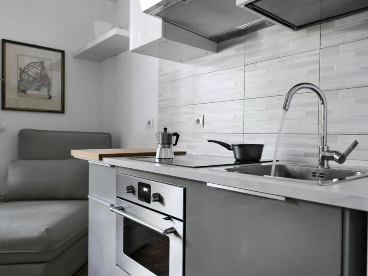 Antonio Banfi Daire Milano İtalya